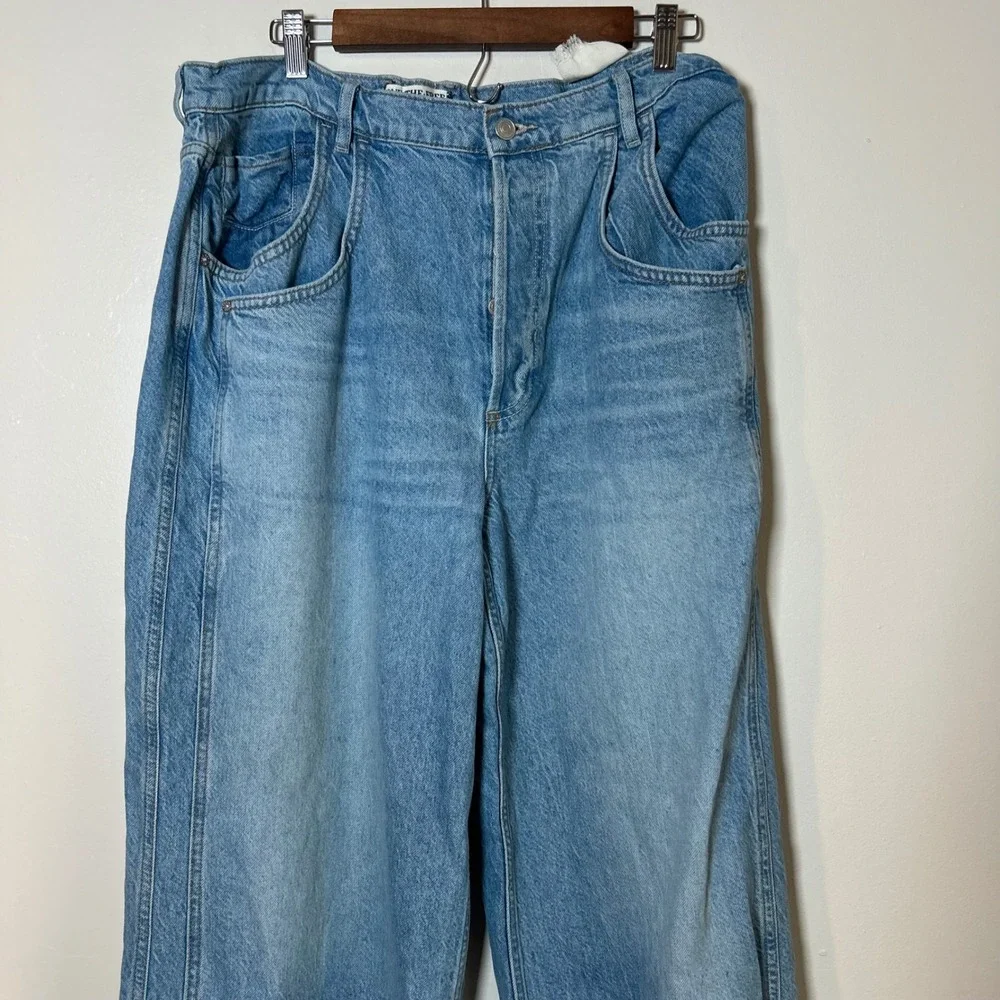 NWT We The‎ Free Final Countdown Jeans Women 31 Blue Low Rise Cuffed Boyfriend